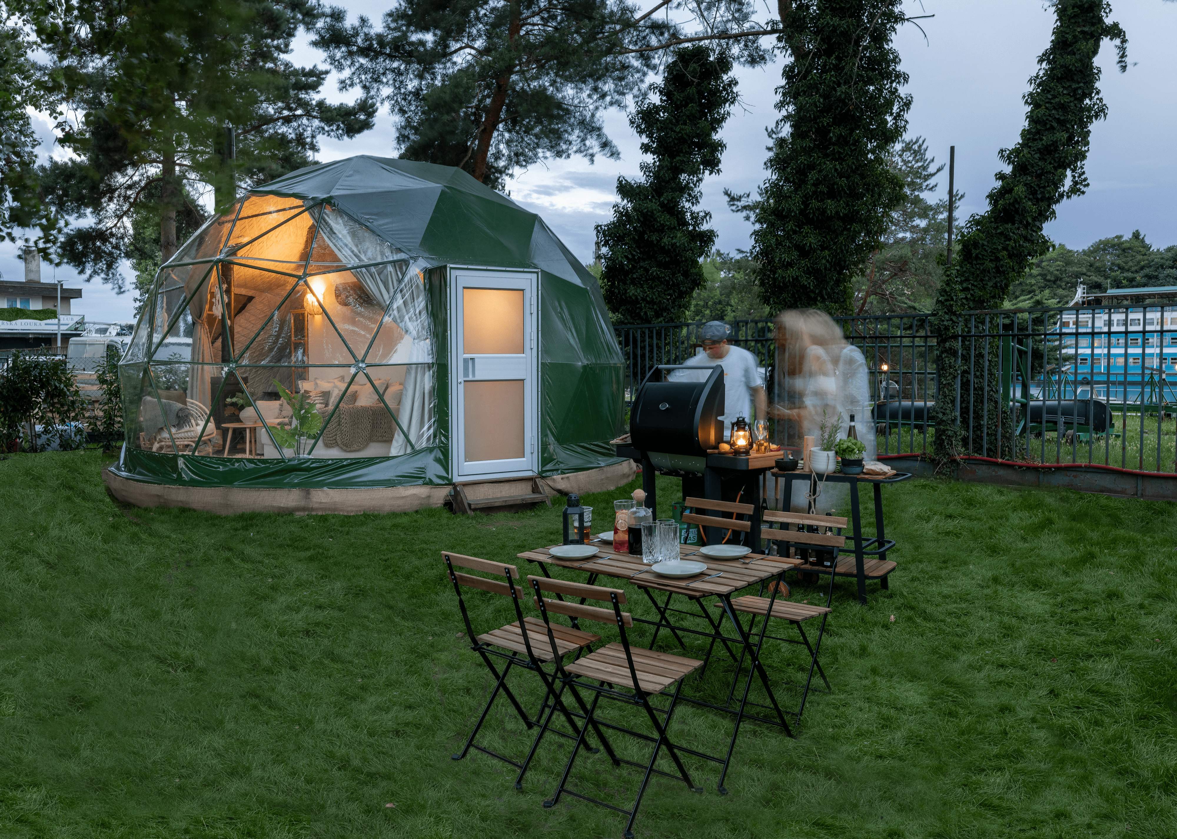 trava_2 kopie 2_HOTOVO (1)-min (png)